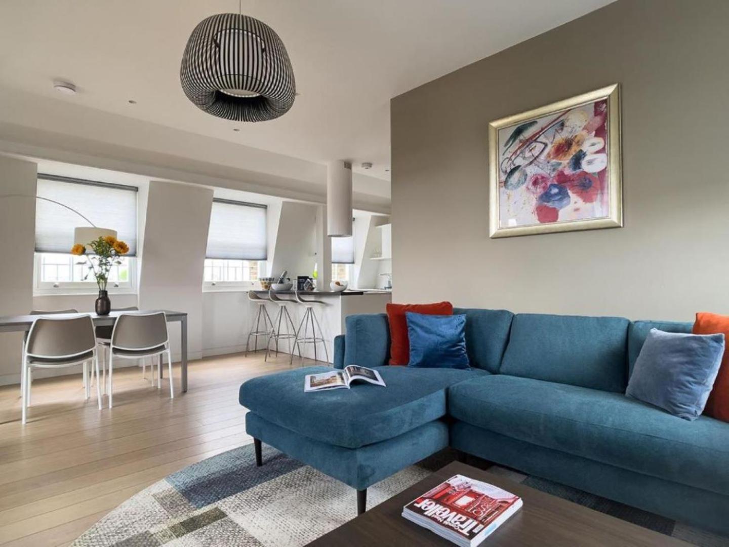 Wells Court By Aeria Apartments 런던 외부 사진